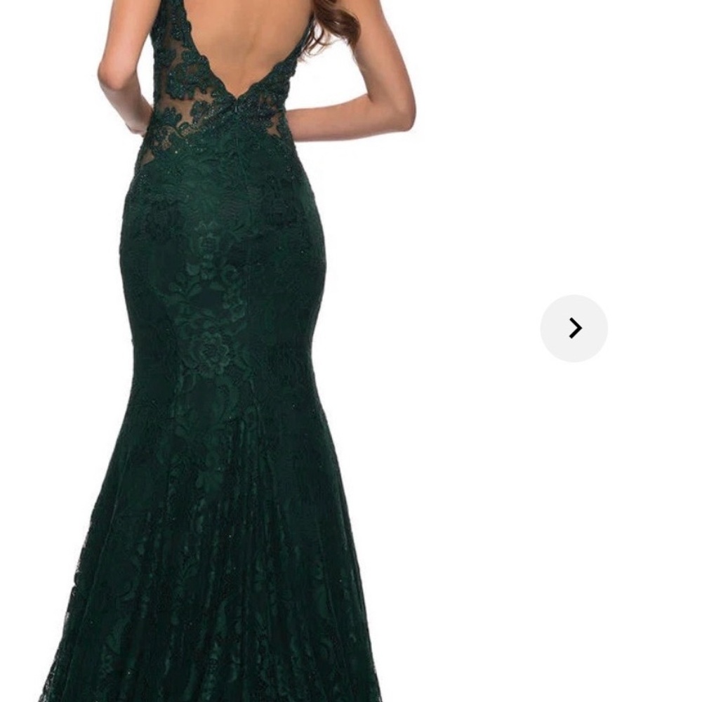 PROM/ PAGEANT DRESS size 4 - Picture 2 of 4